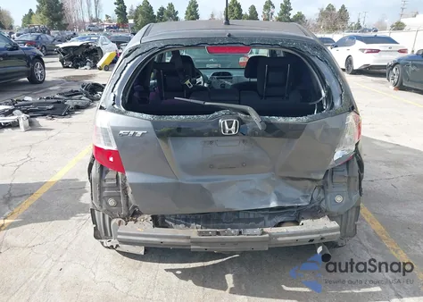 2011 Honda Fit z USA, uszkodzony, nr VIN JHMGE8G34BS010857